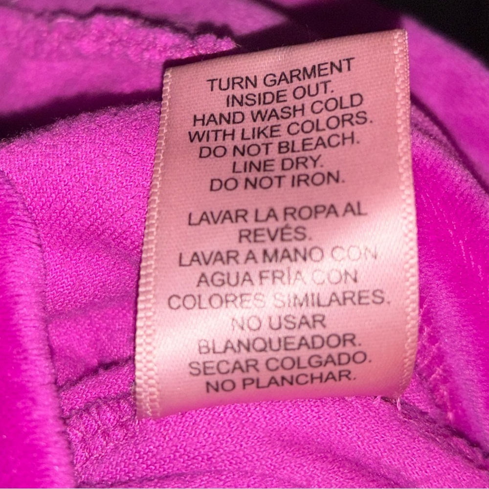 Juicy Couture Purple/Pink Velour Rhinestone Logo Pullover Size M P2P 22” - Picture 5 of 5